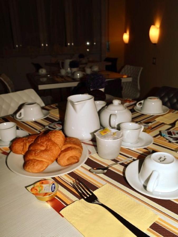 B&B Roma Città Eterna Esterno foto